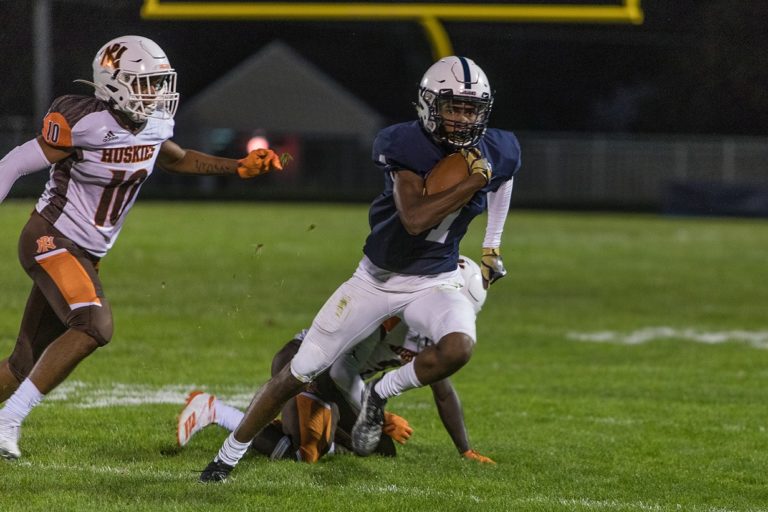 ELHS Football Players and Coaches Are Ready for Football, And Its New Challenges