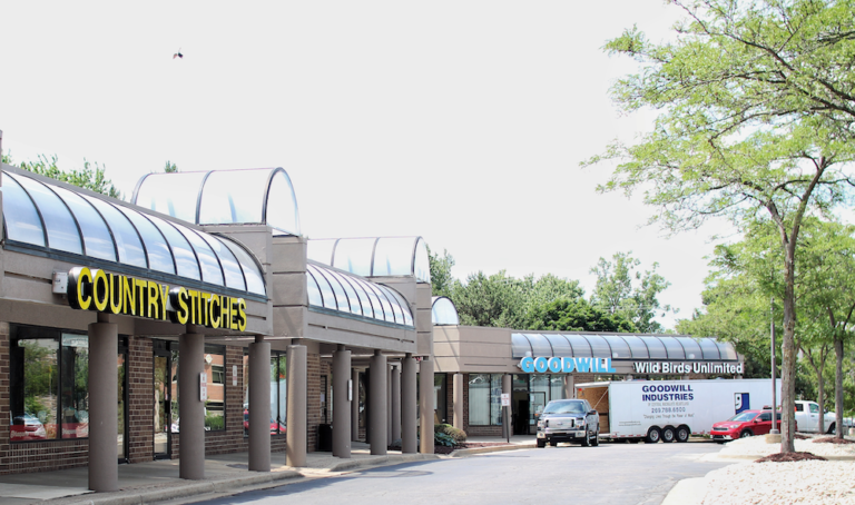 Planning Commission Hoping for Compromise on Sunday Hours at Coolidge Court