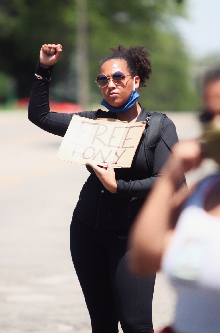 County Prosecutor Siemon Drops Charges Against Loggins, Looks at Complaint Against Stephenson