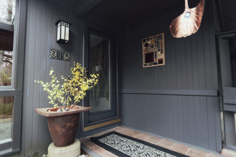 East Lansing at Home: 812 Lantern Hill Drive