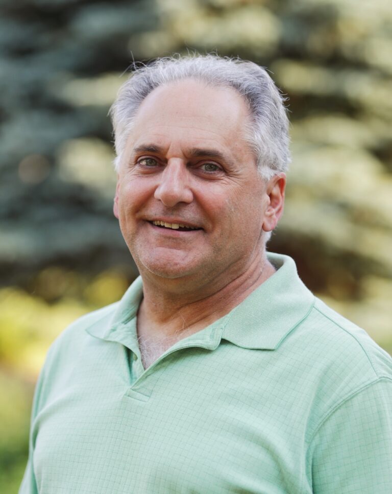 Award-Winning MMS Teacher Aram Kabodian Publishes Poetry Collection