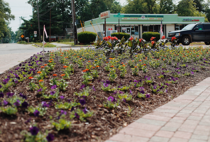 Controversial Intersection Redesign Debated at Joint EL-Meridian Meeting