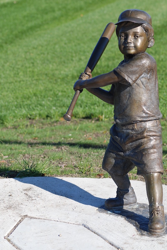 Ask ELi: A Stolen Statue, Two Development Questions, and Problems with Verizon Cell Coverage