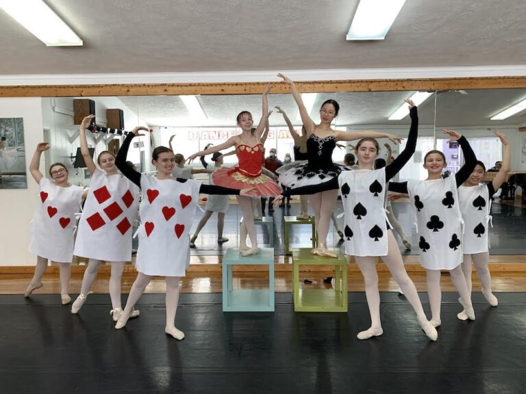 ‘The Magical Toyshop’ comes to Hannah Community Center